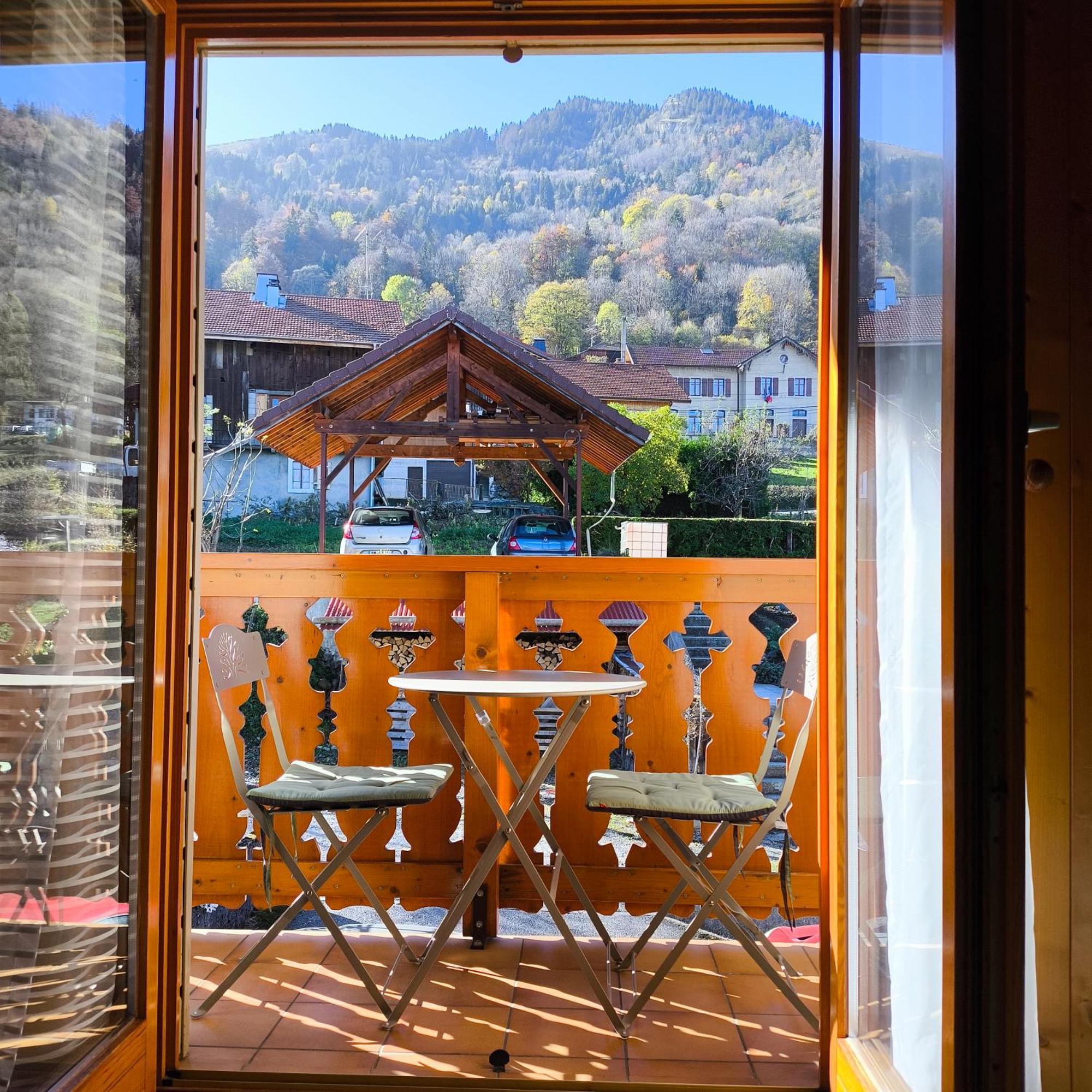 T2 Tout Confort Avec Balcon Au Calme Entre Lac Et Montagne Brizon المظهر الخارجي الصورة